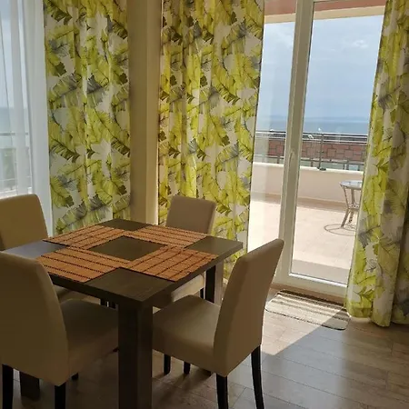 Apartment Niko Sea *